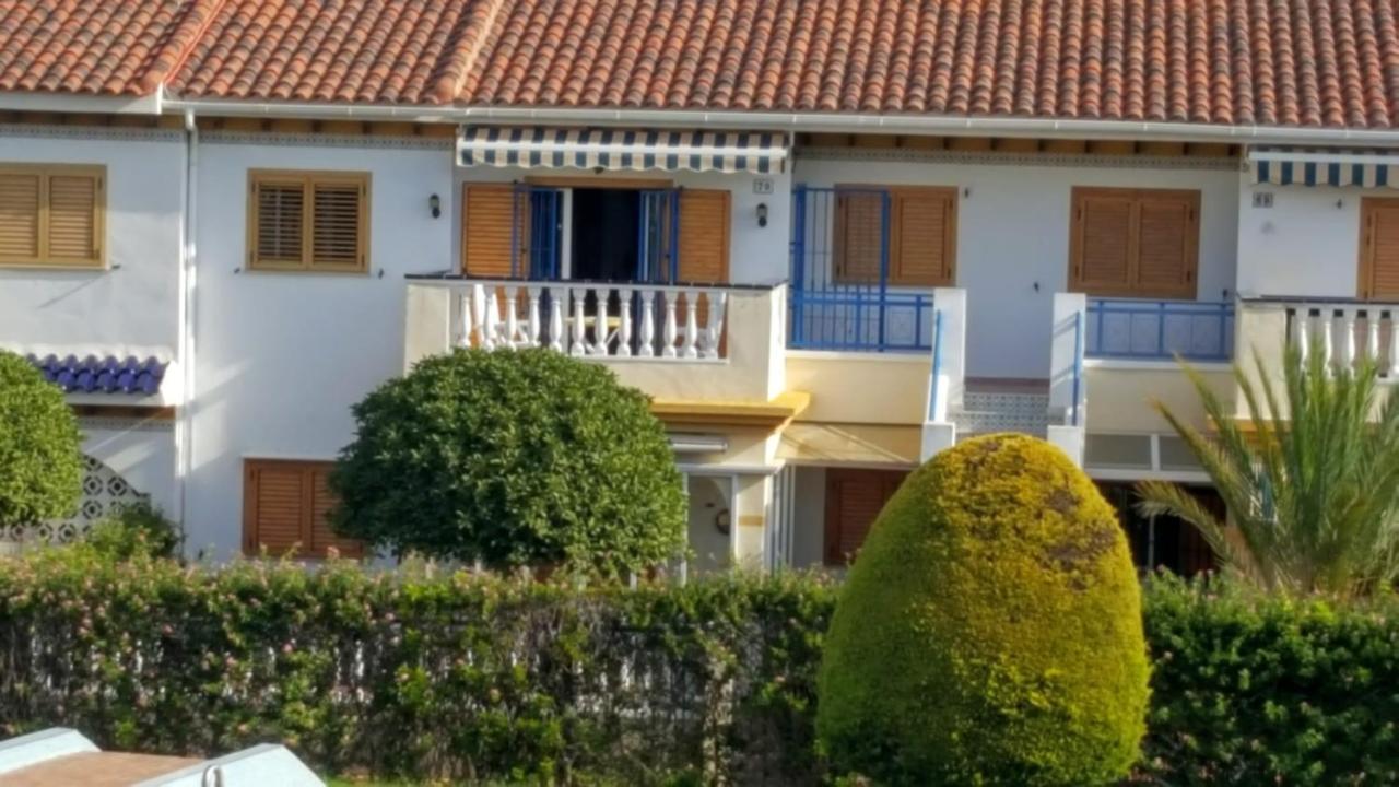 Bungalow Con Terraza La Mata Torre La Mata Exterior foto